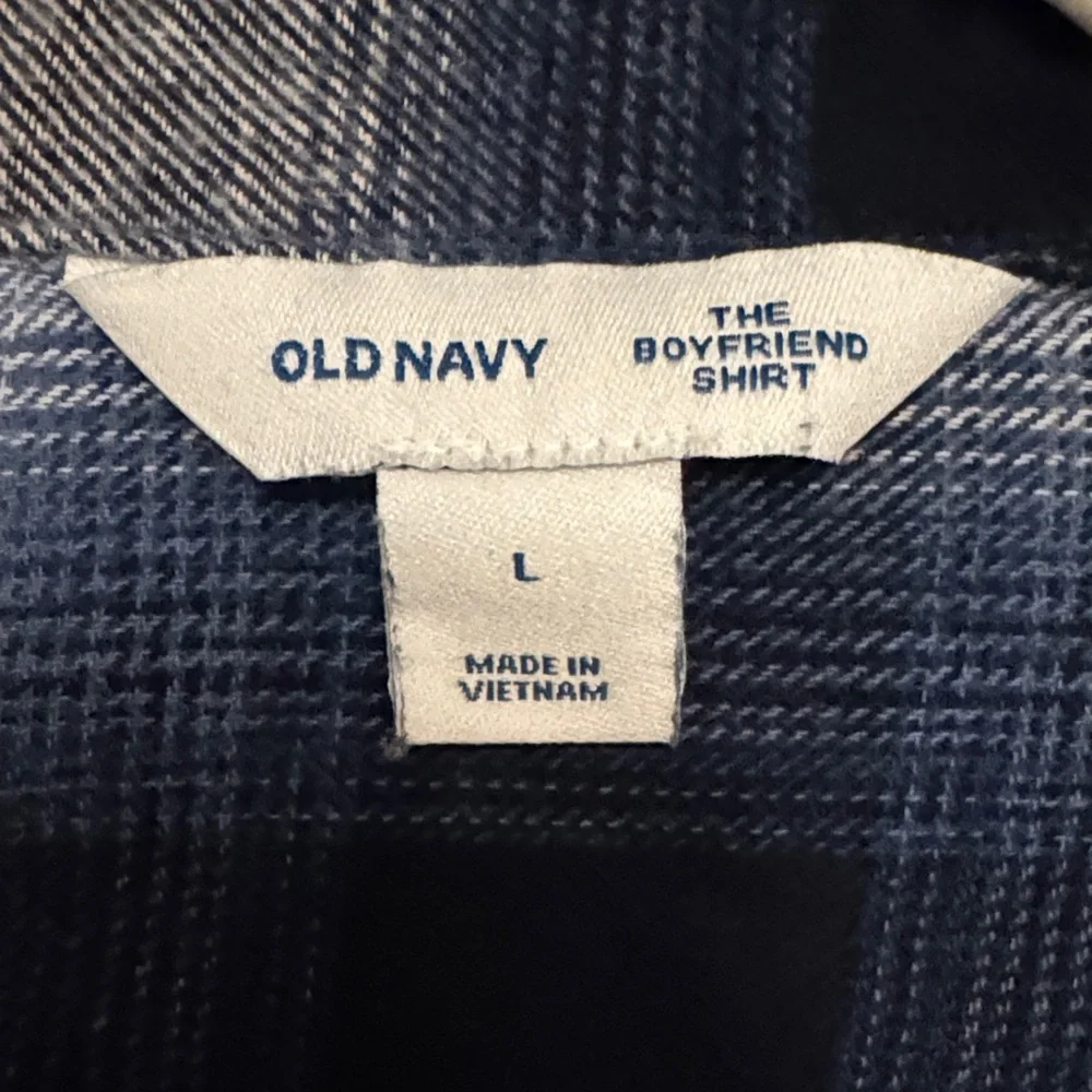 Old Navy Navy and White Checkered Shirt - Picture 2 of 5